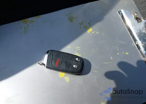 2019 Dodge Journey Se from USA, damaged, VIN 3C4PDCBB1KT737717